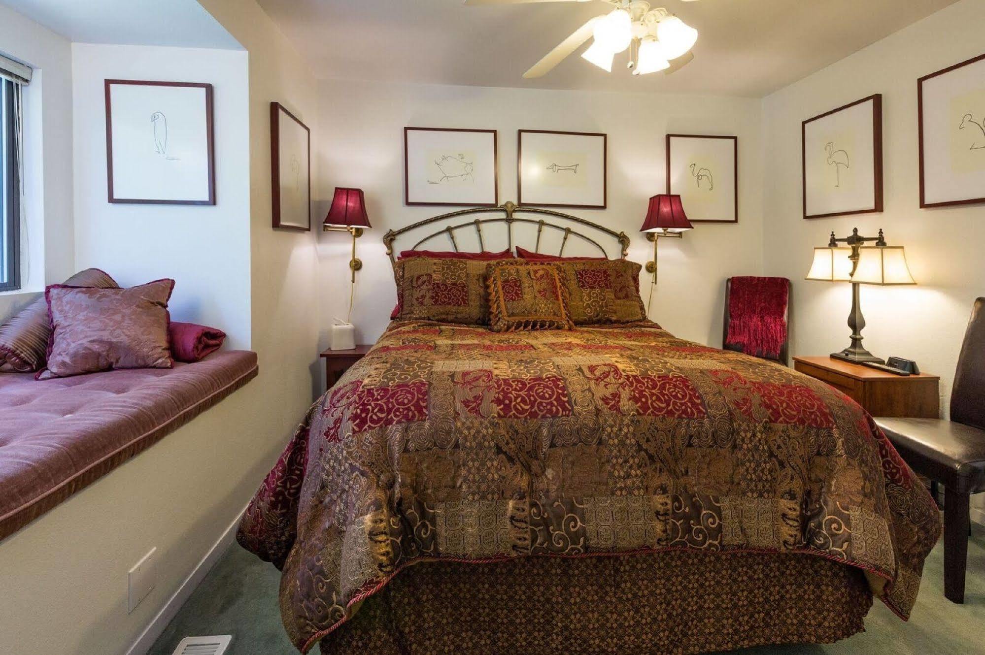 Hillside House Bed And Breakfast Friday Harbor Buitenkant foto